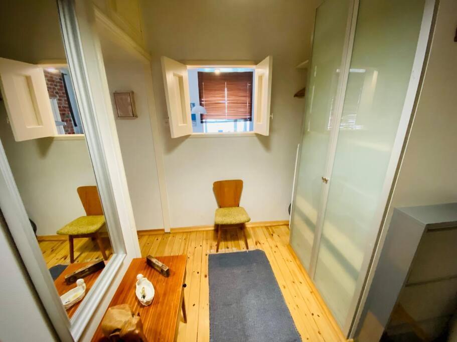 Studio Apartment, View Over The Roofs For The Sunrise Helsínquia Exterior foto
